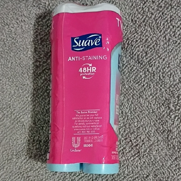 Suave Powder Anti-Staining Deodorant Twin Pack - Pink and Blue - Picture 4 of 4